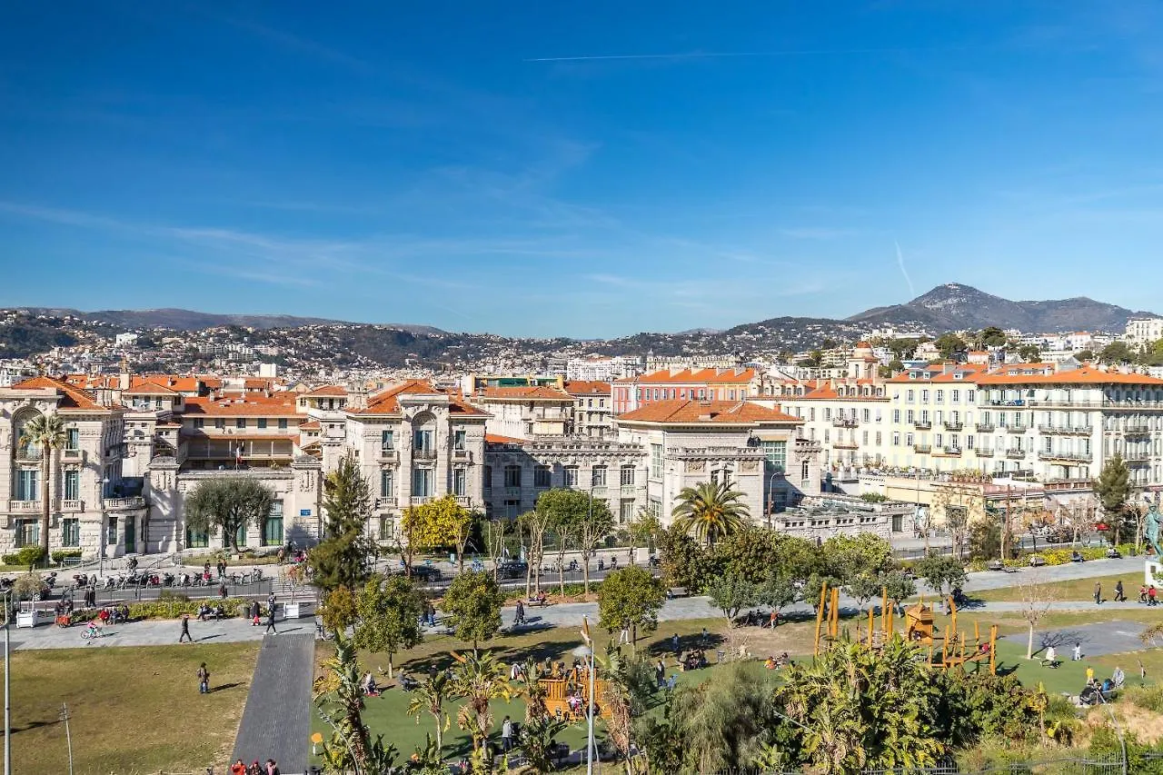 Gorgeous 1 Bdr With Gardens View In The Old Town Apartment Nice 0*,